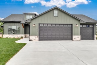 5507 N Saint Paul St, Wichita, KS 67204