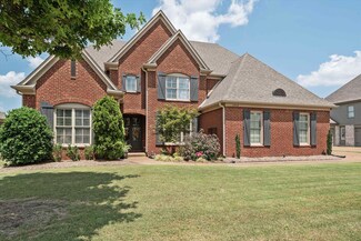 1262 Marsh Creek Ln, Collierville, TN 38017