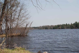 W5625 N Shore Dr, New Lisbon, WI 54646