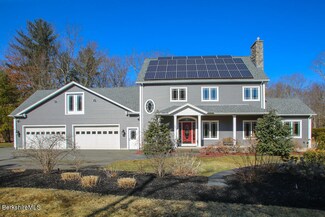 223 Cardinal Way, Florence, MA 01062
