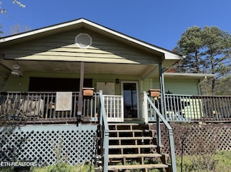 531 Reagan Valley Rd, Tellico Plains, TN 37385