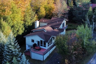 39 White Way, Windham, NY 12496