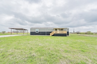 164 Ranya Loop, Decatur, TX 76234