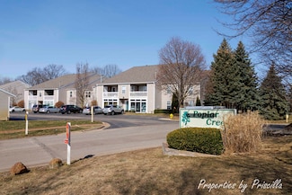 3025 Poplar Creek Dr SE Unit 104, Grand Rapids, MI 49512