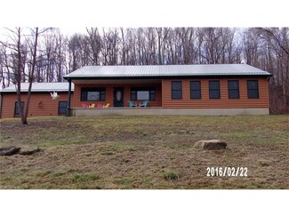 625 N Riverview Rd, Malta, OH 43758