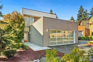 1236 NE 117th St, Seattle, WA 98125