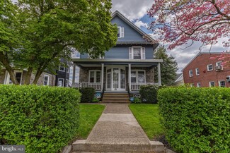 834 13th Ave, Prospect Park, PA 19076