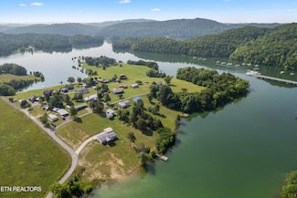 121 Lakeview Cir, Sharps Chapel, TN 37866