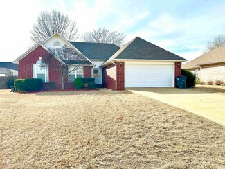 307 Craig Dr, Searcy, AR 72143