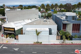 215 Windward Ave, Venice, CA 90291