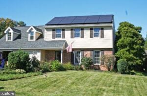408 Edgemont Dr, Willow Street, PA 17584