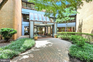 6350 Red Cedar Place Unit 210, Baltimore, MD 21209