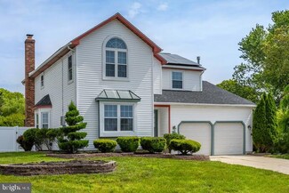 35 Orlando Dr, Sicklerville, NJ 08081