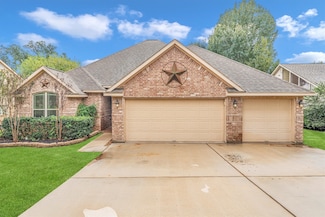 9766 Twin Shores Dr, Willis, TX 77318
