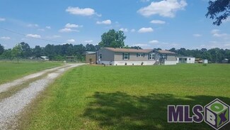 1307 La Hwy 958, Slaughter, LA 70777