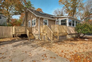 46 Bonney St, Pembroke, MA 02359