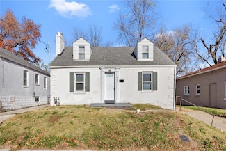 823 Airport Rd, Saint Louis, MO 63135