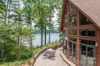 5162 Beech Bluff Dr, Morganton, NC 28655