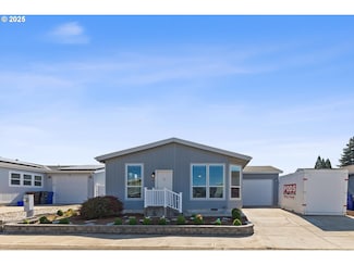 701 Oriental Ct, Molalla, OR 97038