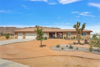 16323 Shirwaun Rd, Apple Valley, CA 92307