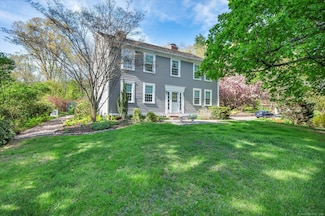 122 Nooks Hill Rd, Cromwell, CT 06416