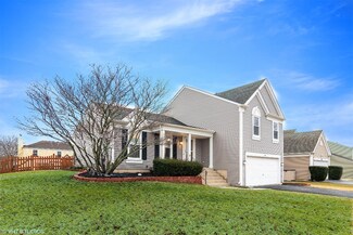1950 Gleneagle Cir Unit 1, Elgin, IL 60123