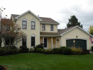 6135 Boughton Hill Rd, Farmington, NY 14425
