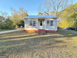 802 Askew Ave, Hogansville, GA 30230