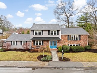 4 Cherry Ln, Braintree, MA 02184