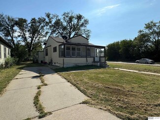 2519 Templeton St, Omaha, NE 68111
