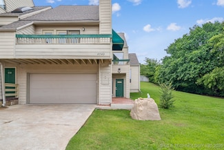 5743 E 72nd Place Unit 11, Tulsa, OK 74136