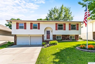 12921 Olive St, Omaha, NE 68138
