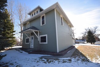1113 7th St, Britton, SD 57430