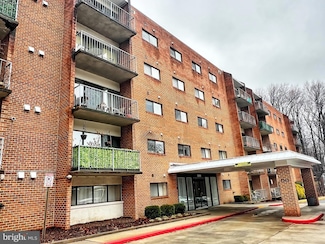 7202 Rockland Hills Dr Unit 302, Baltimore, MD 21209