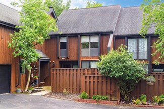 4885 Smoketalk Ln Unit 2, Westerville, OH 43081