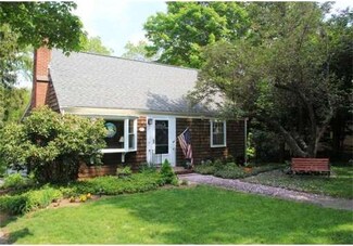 23 Friend Ct, Wenham, MA 01984