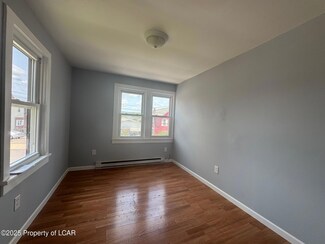 51 Lee Park Ave, Hanover Township, PA 18706