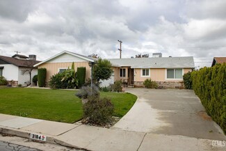 3104 Baylor St, Bakersfield, CA 93305