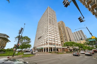 6171 N Sheridan Rd Unit 2103, Chicago, IL 60660