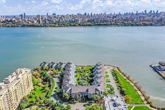 14A Riverview Cir Unit 14A, North Bergen, NJ 07047