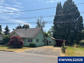 600 Whittier St, Silverton, OR 97381
