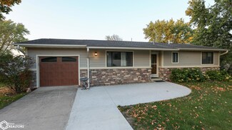 107 W Lane St, Panora, IA 50216