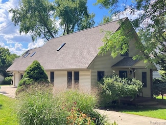 319 Drace St, Rochester, MI 48307