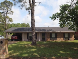 2009 Daugherty St, Newport, AR 72112