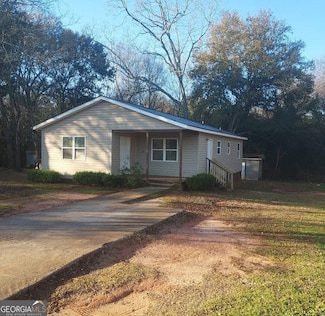 106 Tom Hall Cir, Americus, GA 31719