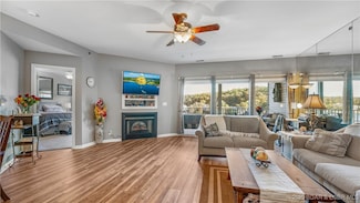 94 Port Royale Dr Unit 4A, Sunrise Beach, MO 65079