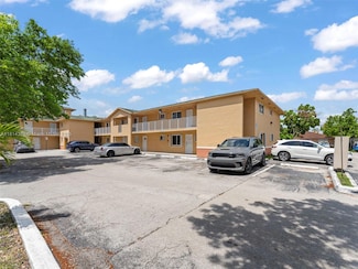 7905 W 30th Ct Unit 204, Hialeah, FL 33018