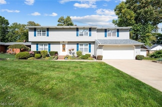 6807 Larchmont Dr, Cleveland, OH 44124