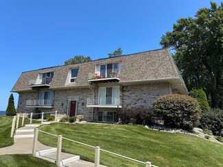 3610 Lakeshore Dr Unit C4, Saint Joseph, MI 49085
