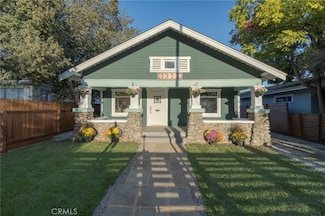 1322 N June St, Los Angeles, CA 90028